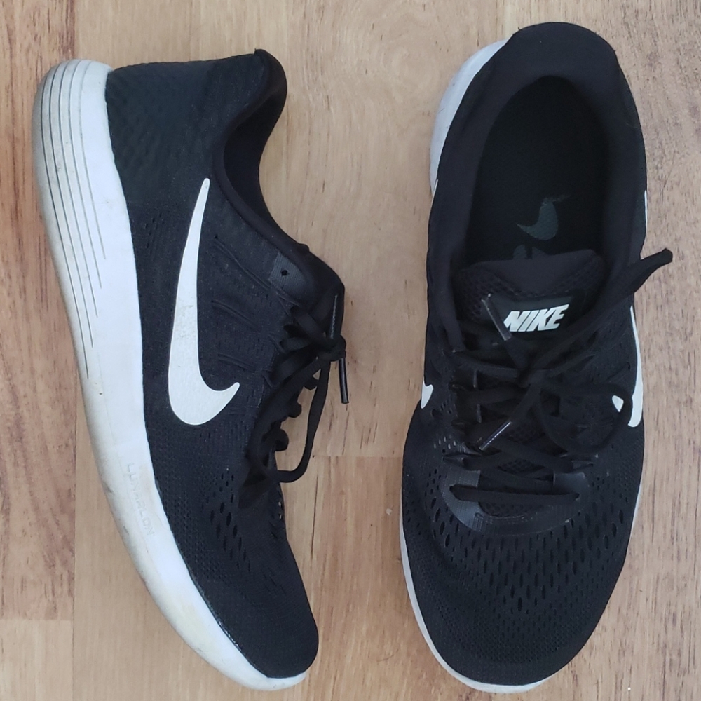 Nike Men's Sneaker